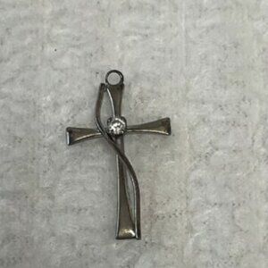 925 KCZ Sterling Cross pendant with Clear Stone